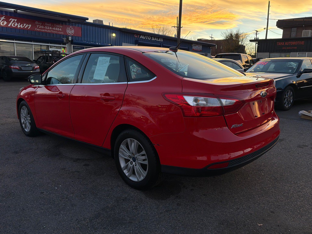 2012 Ford Focus Image 5