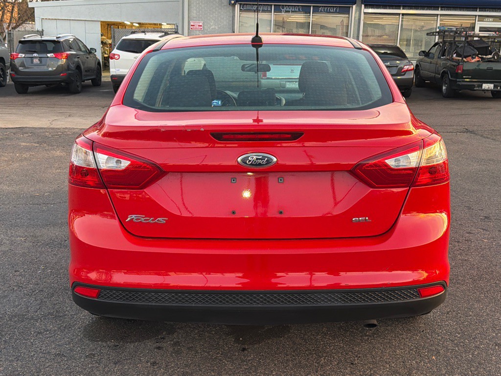 2012 Ford Focus Image 6