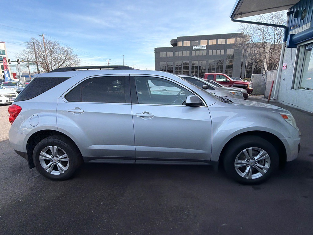 2011 Chevrolet Equinox Image 4