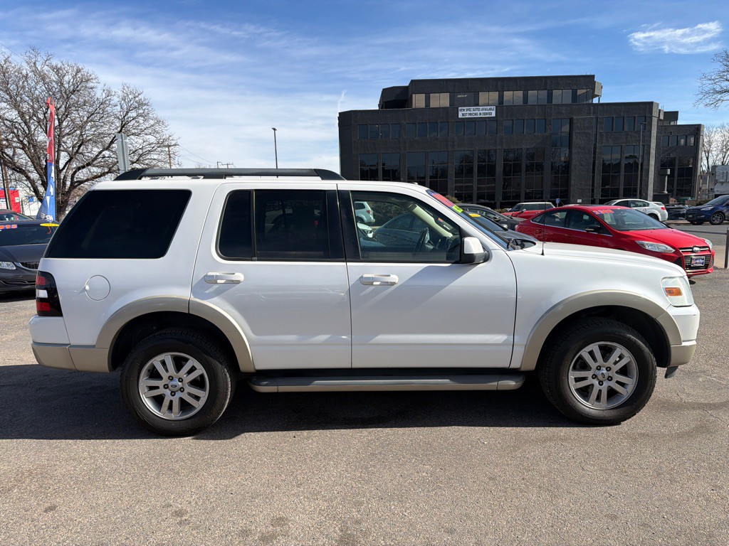 2010 Ford Explorer Image 8