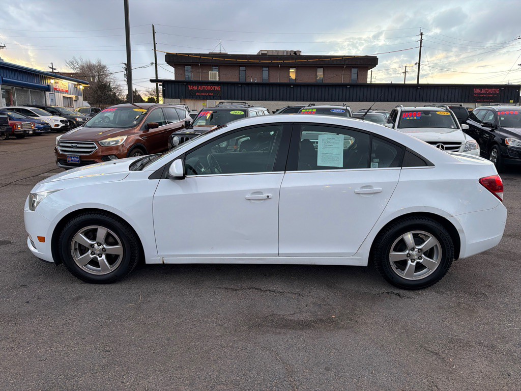 2012 Chevrolet Cruze Image 4