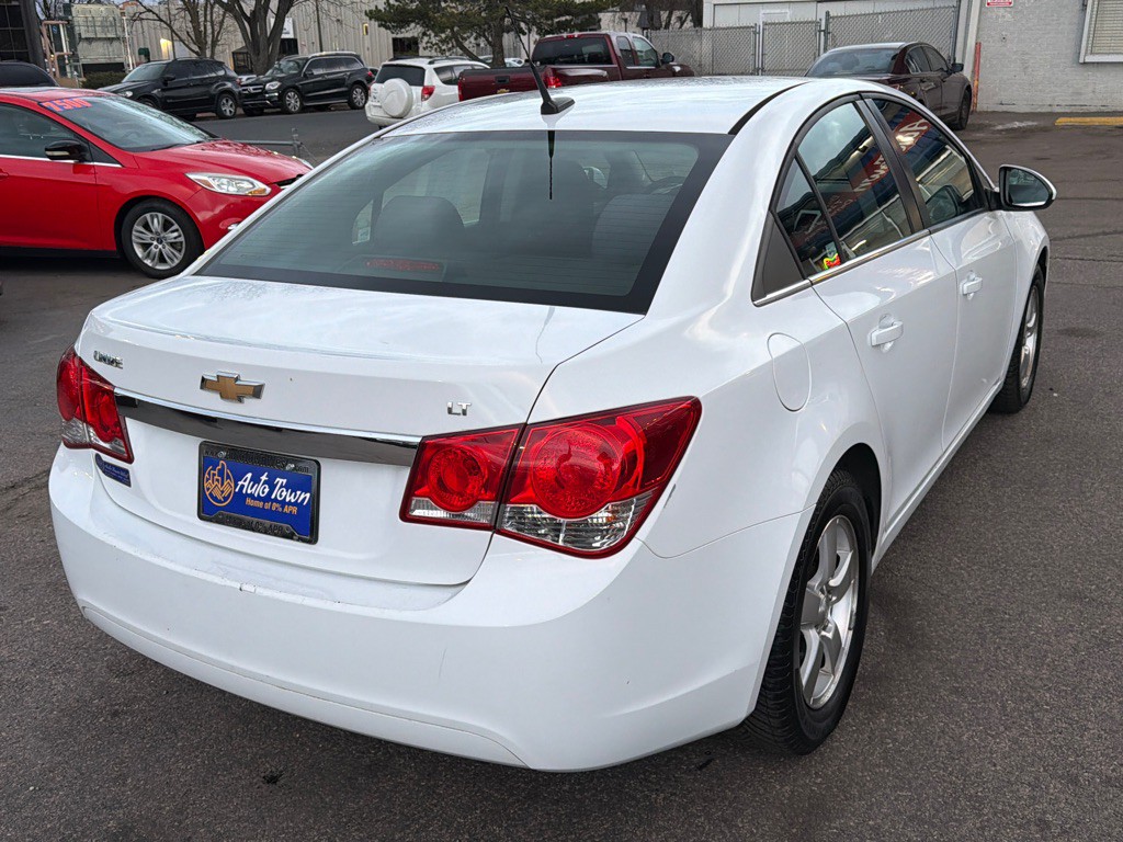 2012 Chevrolet Cruze Image 7