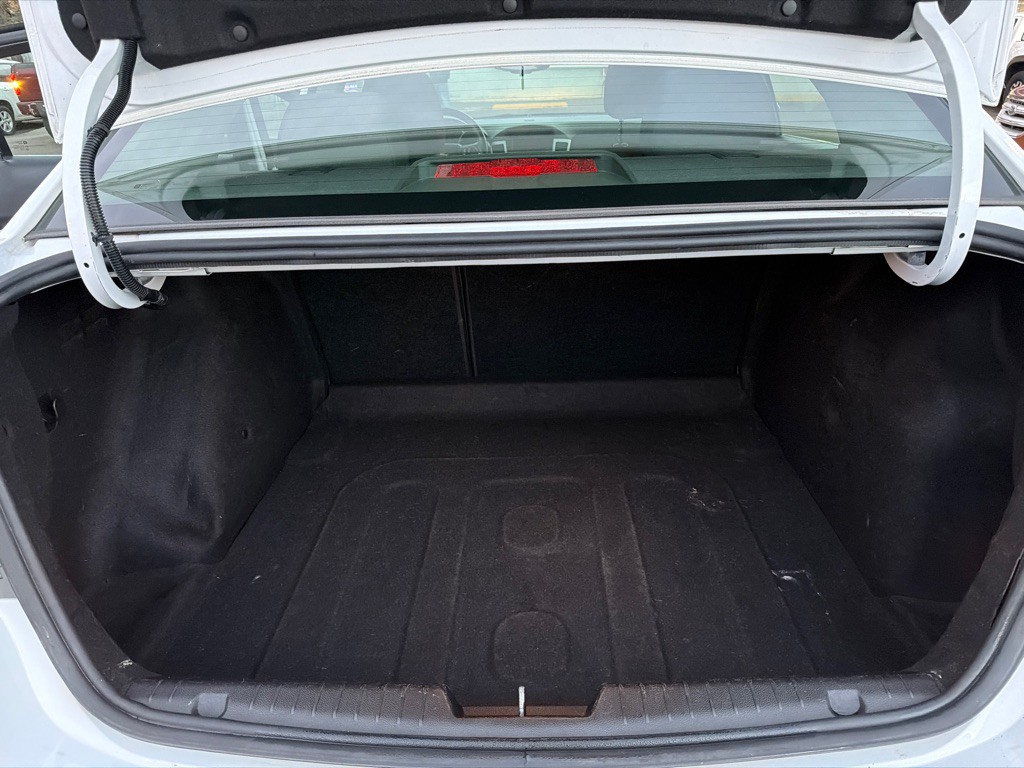 2012 Chevrolet Cruze Image 12