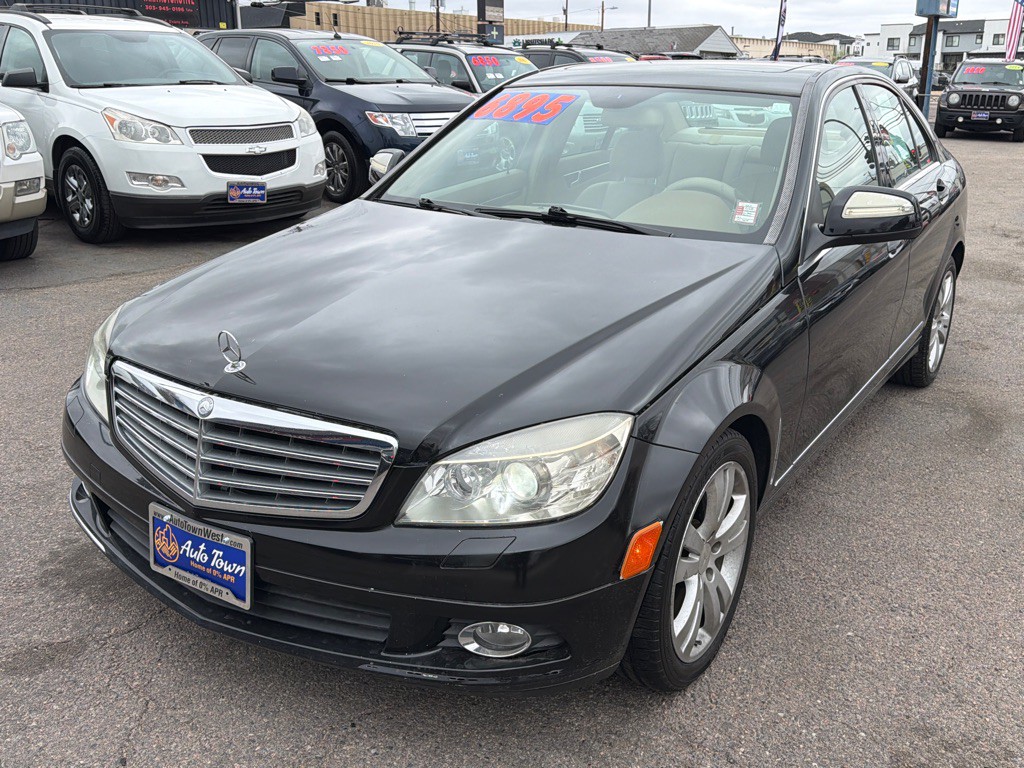 2008 Mercedes-Benz C-Class Image 3