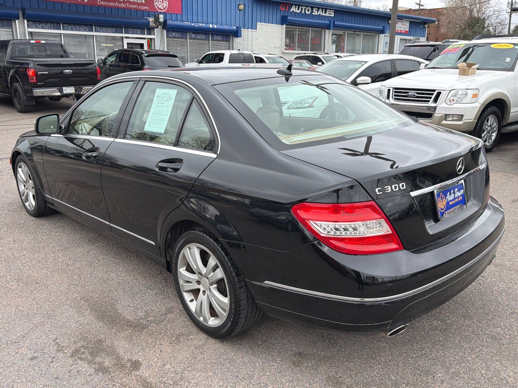 2008 Mercedes-Benz C-Class Image 5