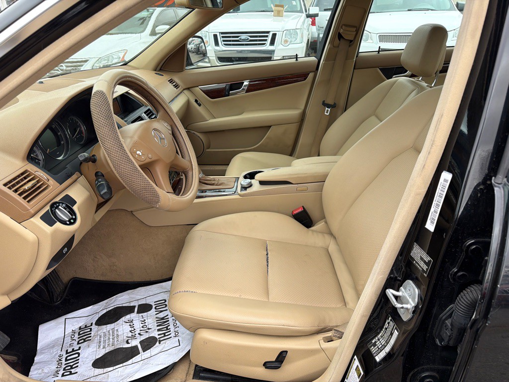 2008 Mercedes-Benz C-Class Image 9