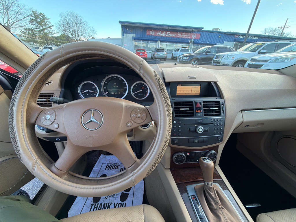 2008 Mercedes-Benz C-Class Image 13