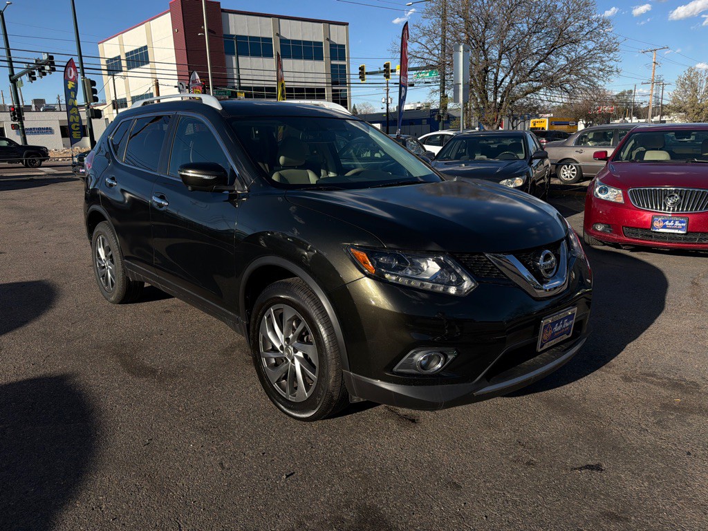 2015 Nissan Rogue Image 1