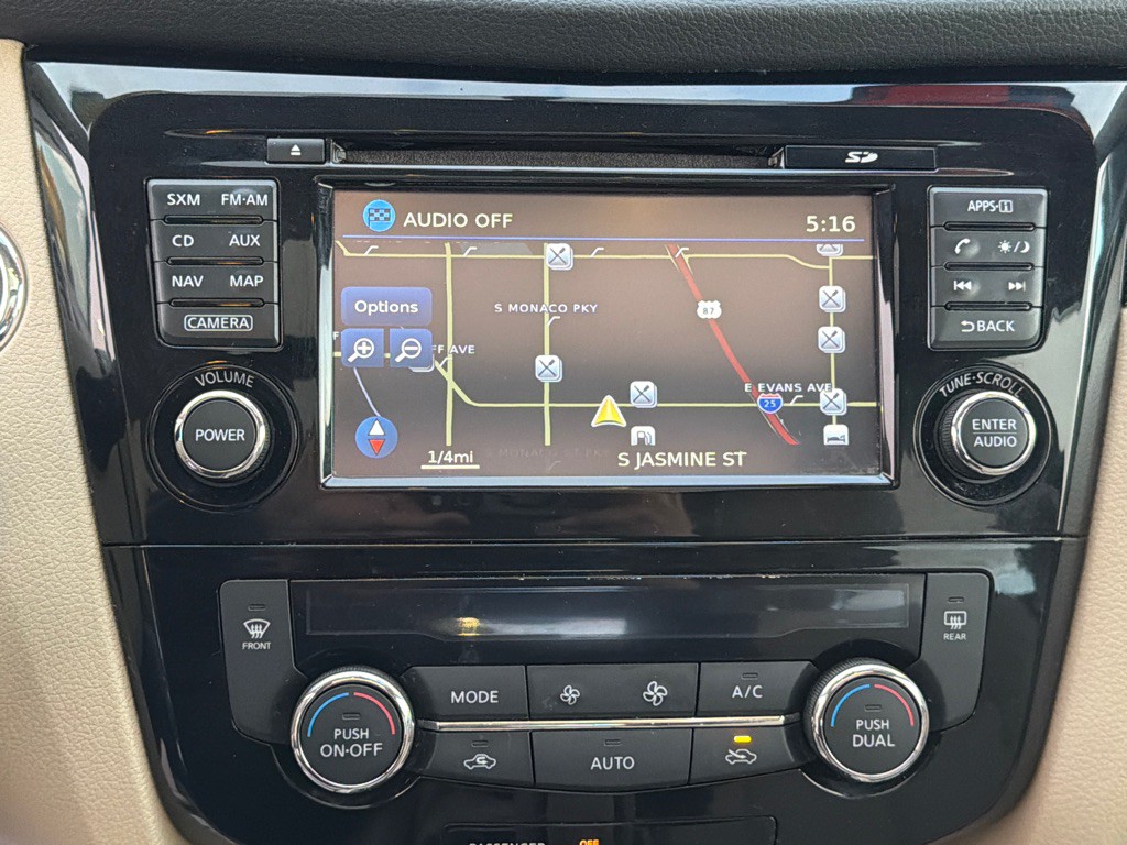 2015 Nissan Rogue Image 14