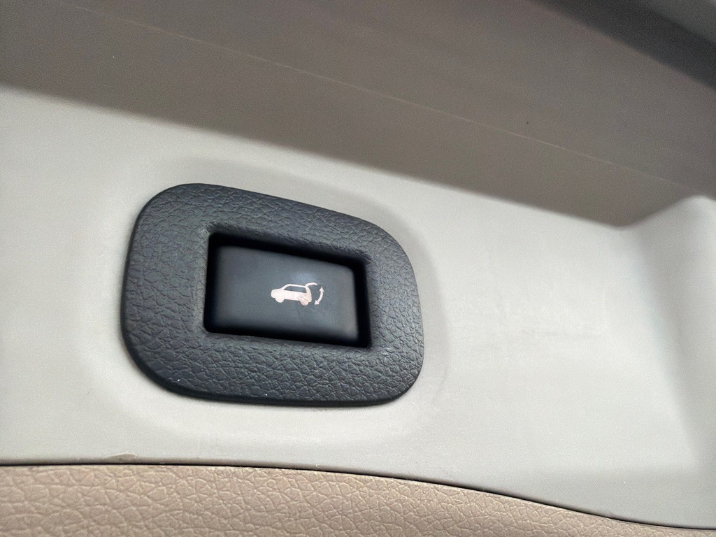 2015 Nissan Rogue Image 19