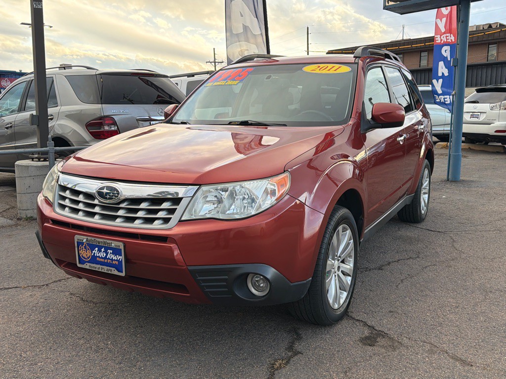 2011 Subaru Forester Image 1