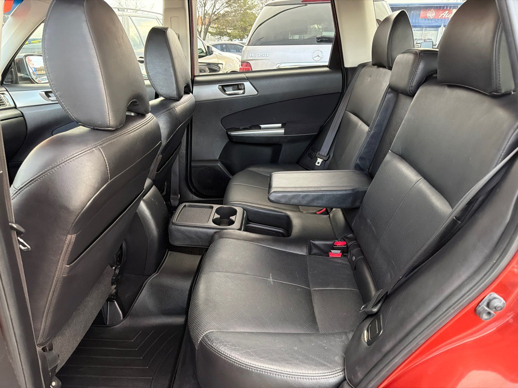 2011 Subaru Forester Image 13