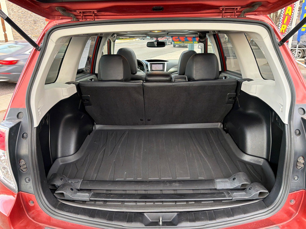 2011 Subaru Forester Image 20