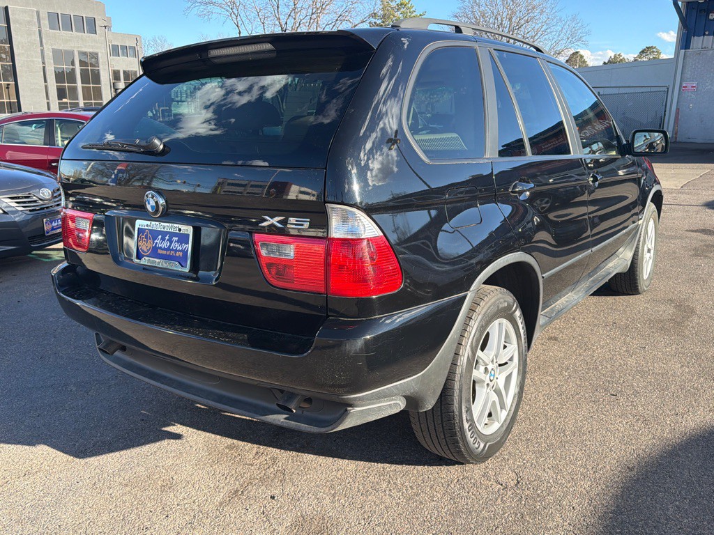 2004 BMW X5 Image 7