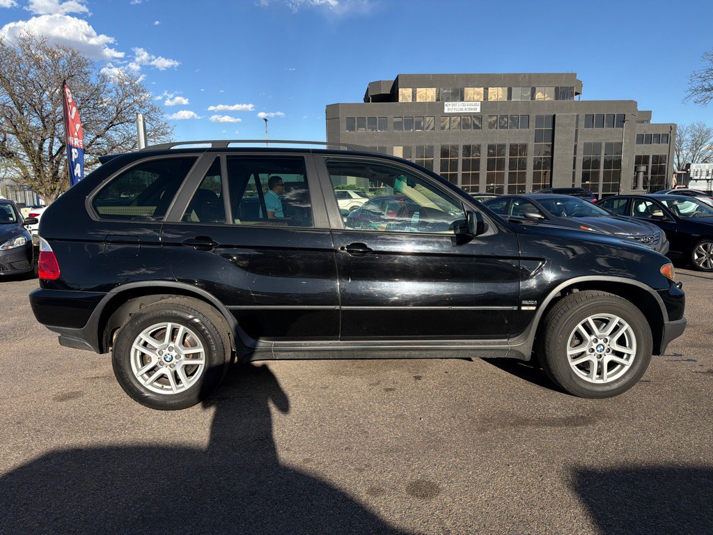 2004 BMW X5 Image 8