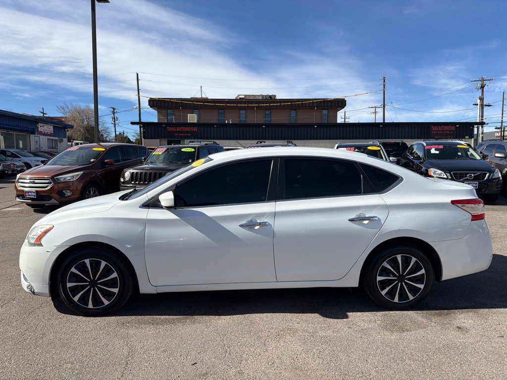 2013 Nissan Sentra Image 4