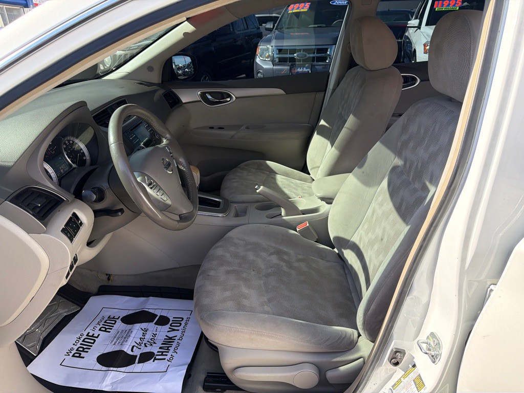 2013 Nissan Sentra Image 11