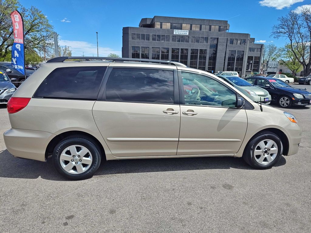 2008 Toyota Sienna Image 8