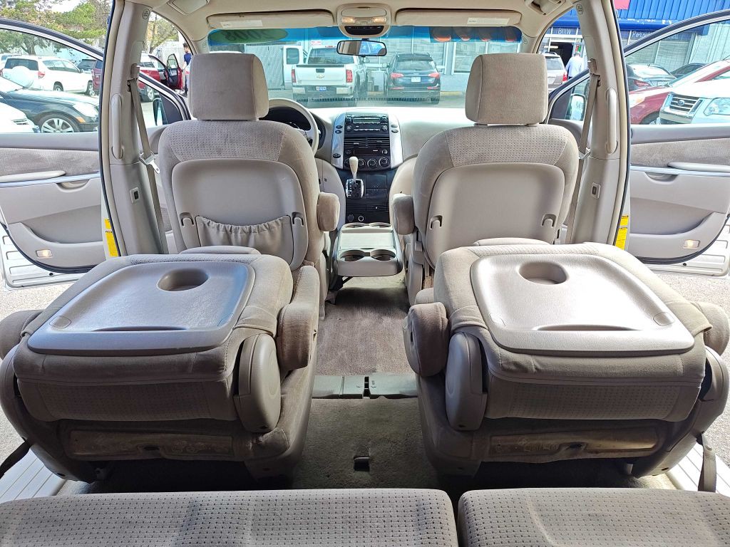 2008 Toyota Sienna Image 13