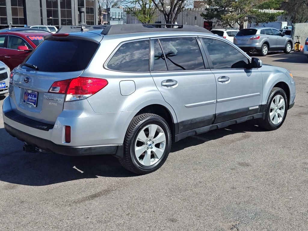 2012 Subaru Outback Image 5