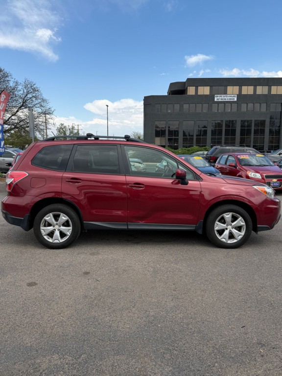 2015 Subaru Forester Image 7
