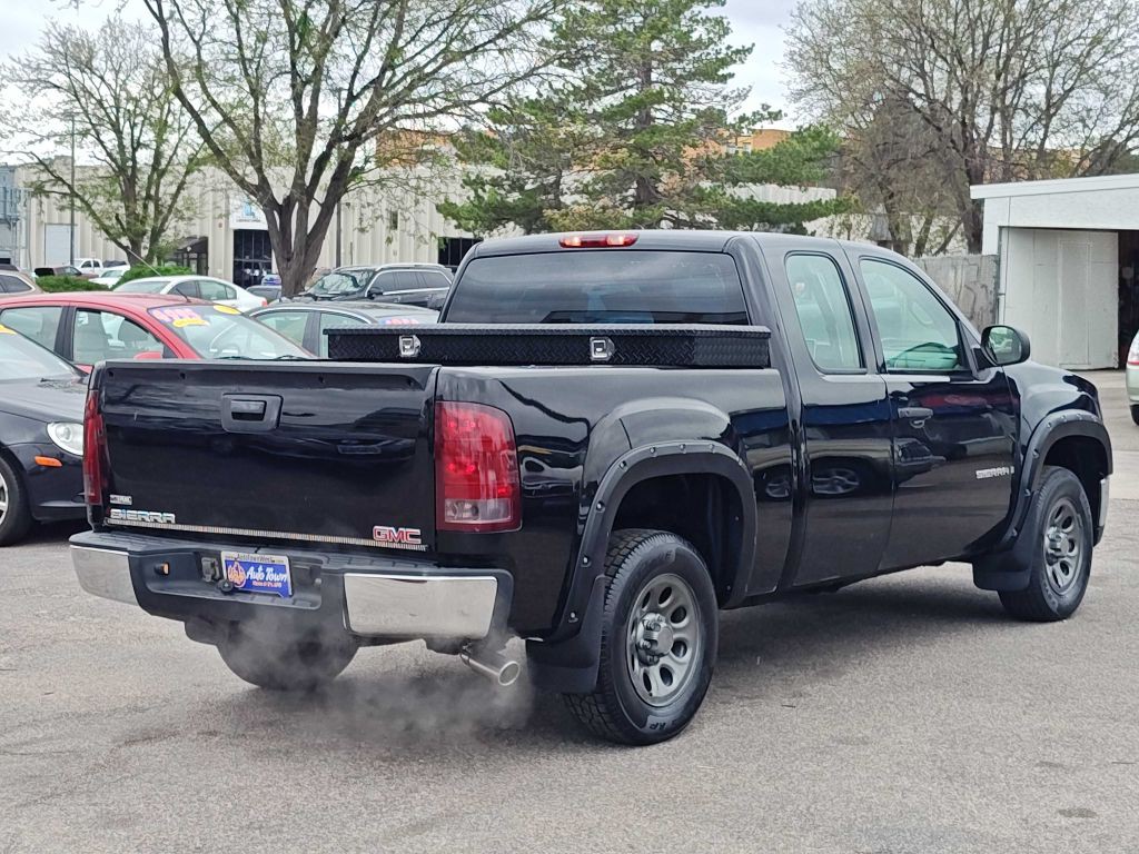 2007 GMC Sierra Image 6