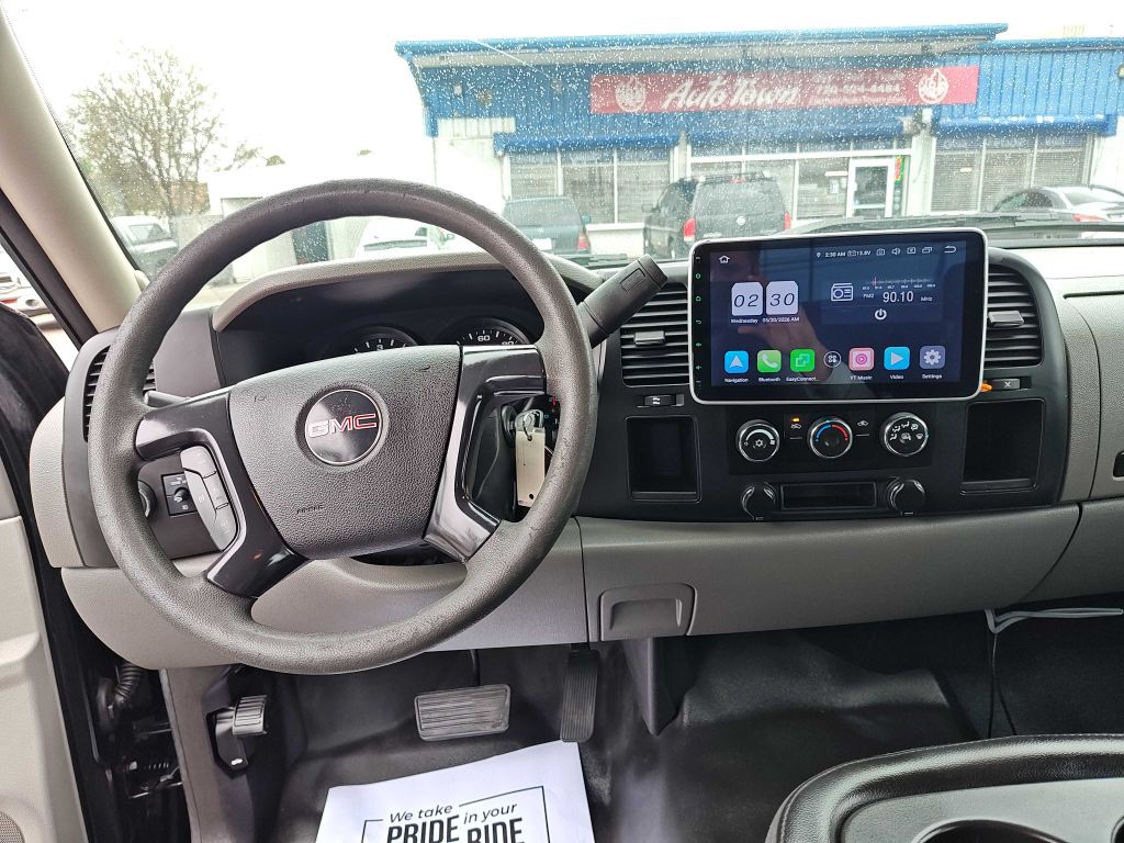 2007 GMC Sierra Image 7