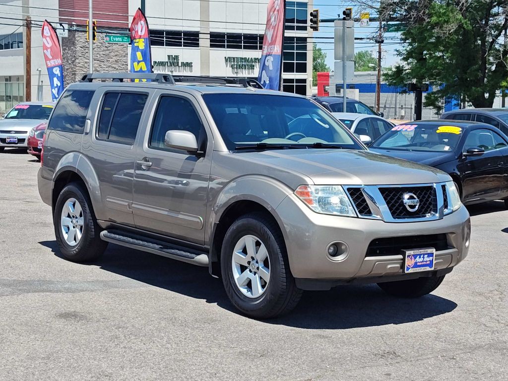 2008 Nissan Pathfinder Image 2