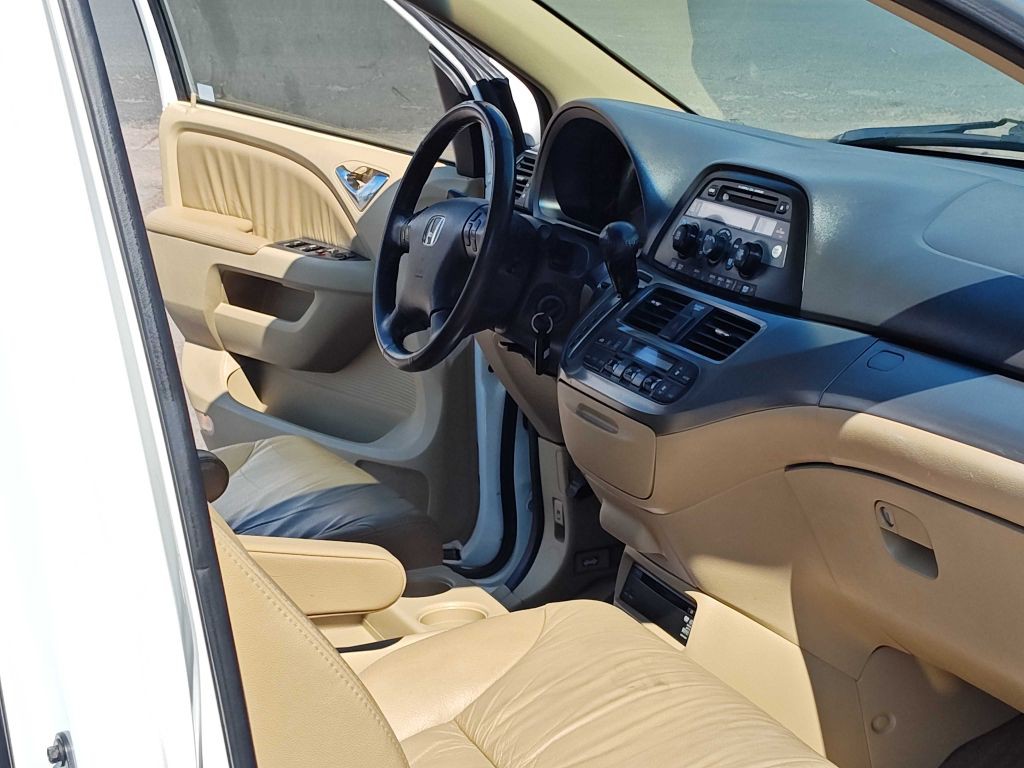 2008 Honda Odyssey Image 9