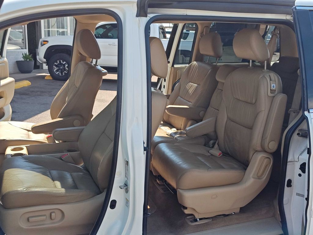 2008 Honda Odyssey Image 10