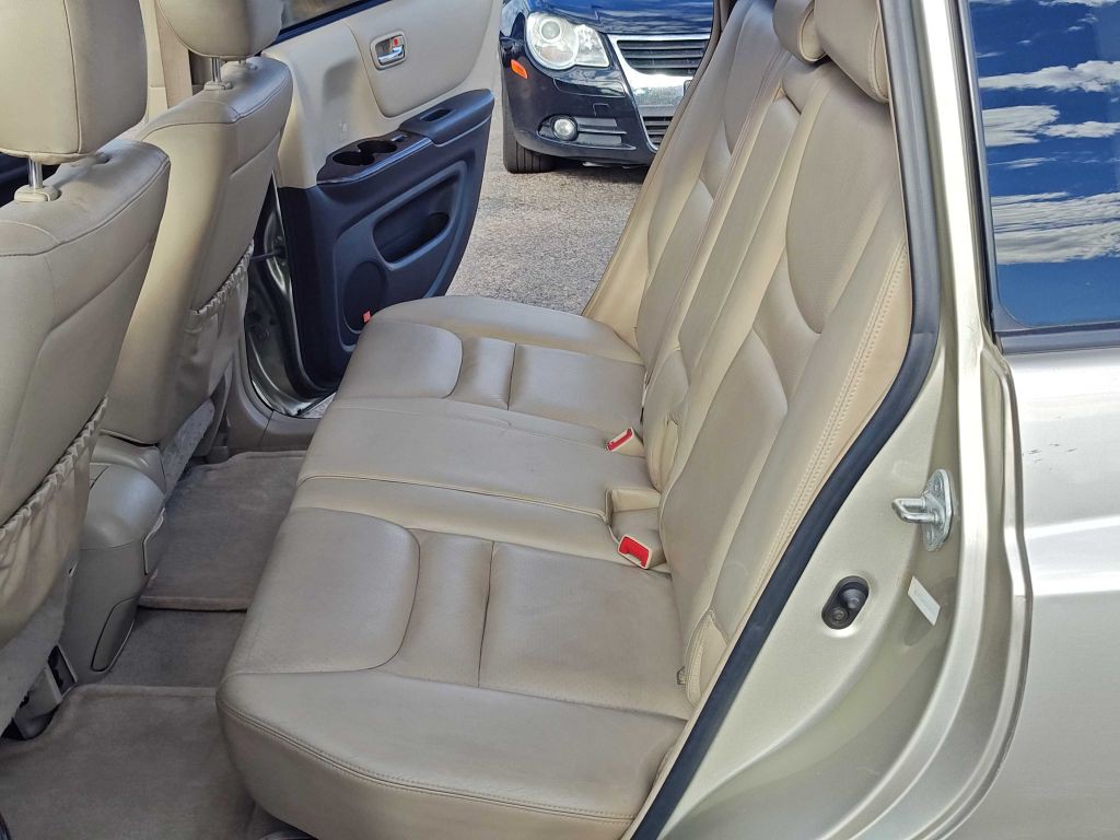 2002 Toyota Highlander Image 7