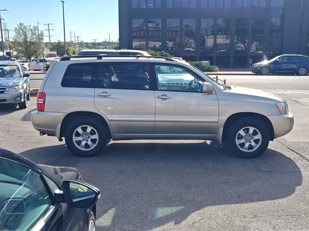 2002 Toyota Highlander Image 11