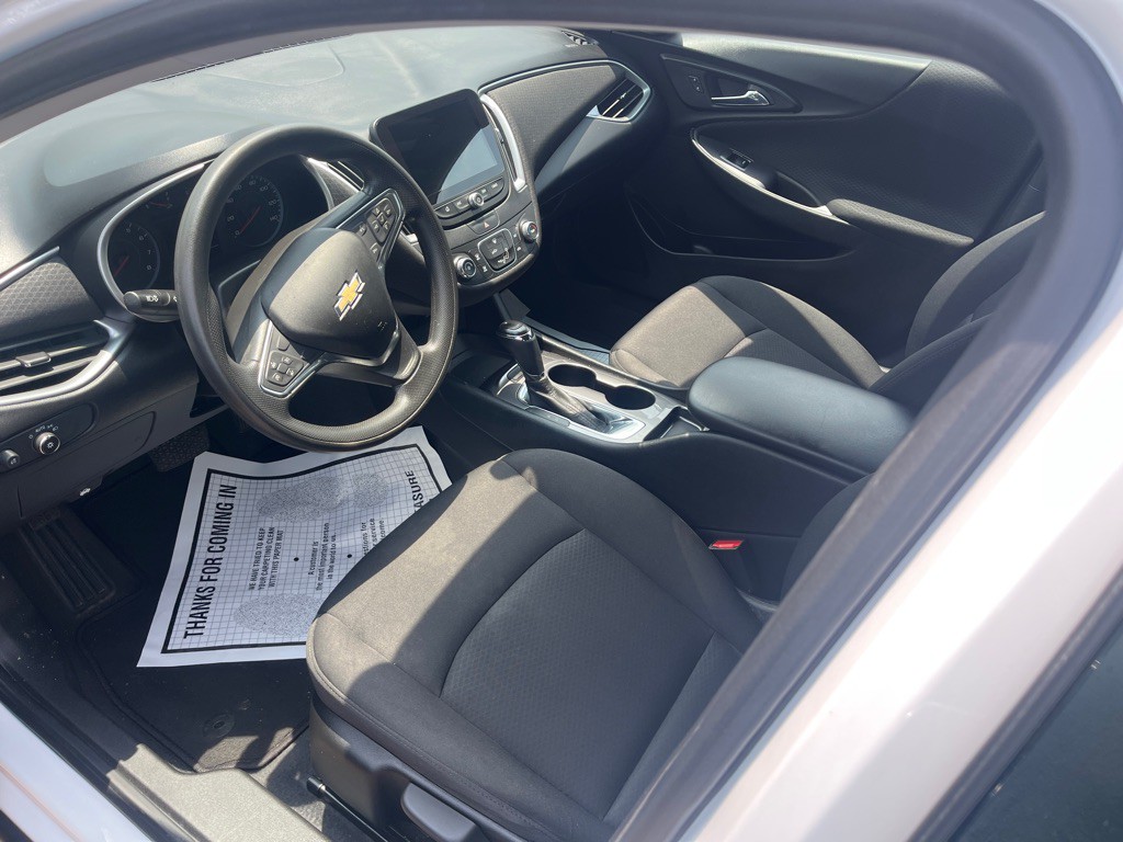 2019 Chevrolet Malibu Image 6