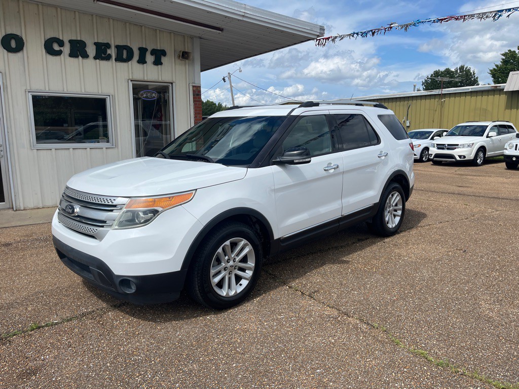 2014 Ford Explorer Image 1