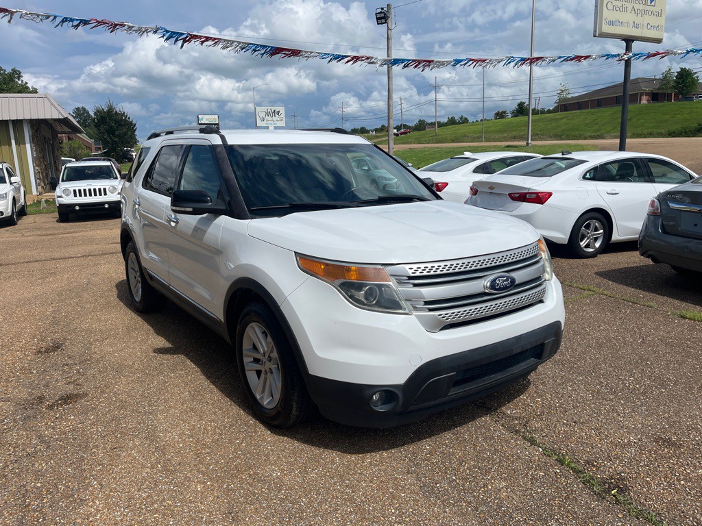 2014 Ford Explorer Image 2