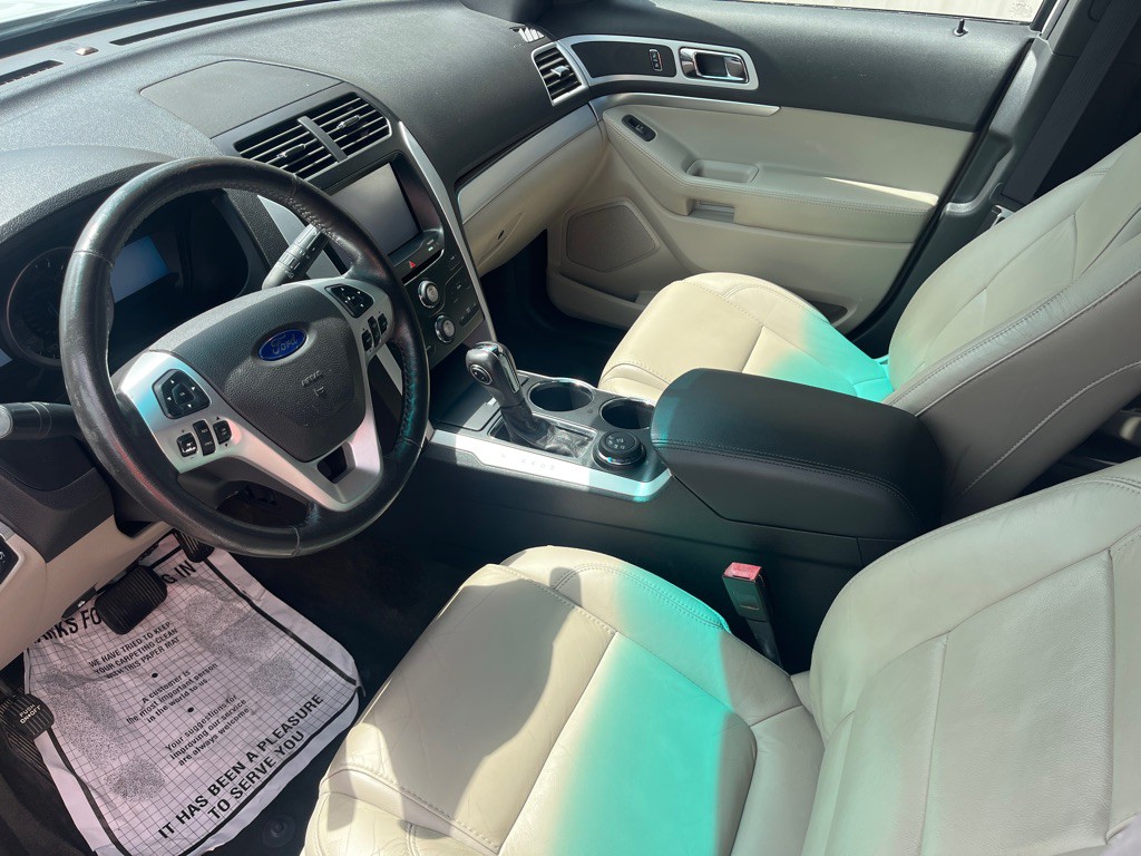 2014 Ford Explorer Image 7