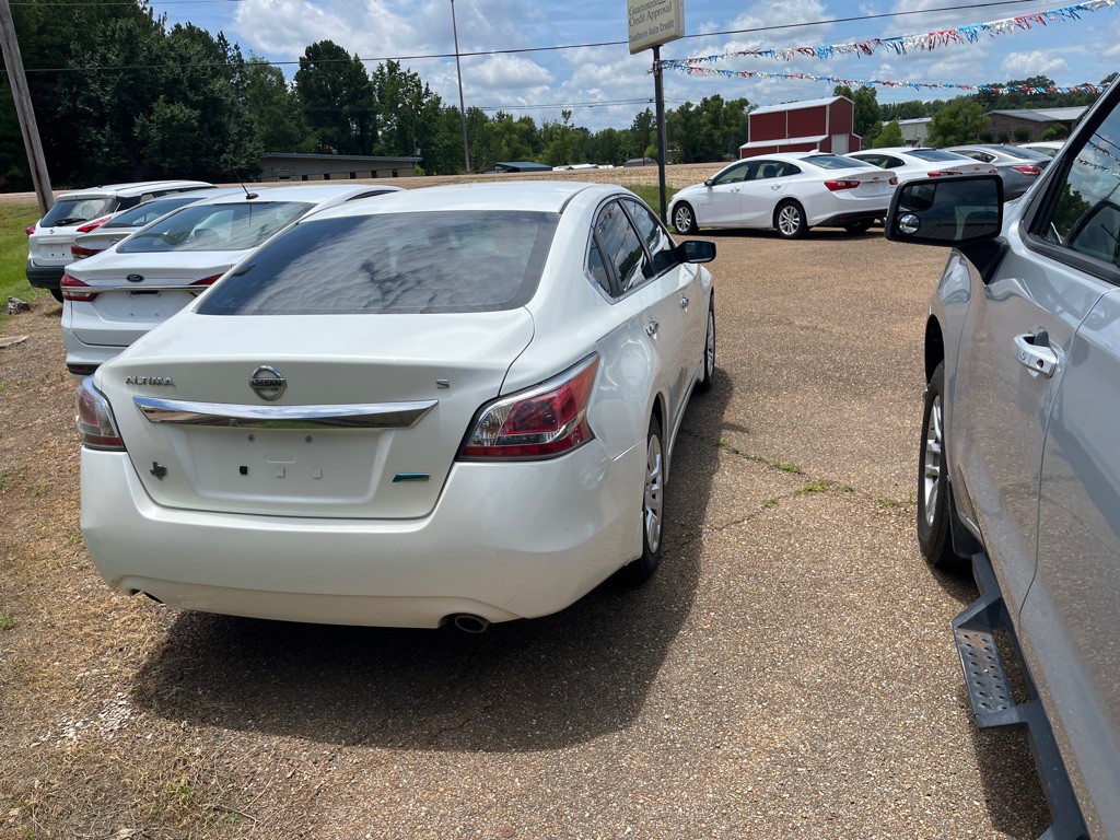 2014 Nissan Altima Image 3