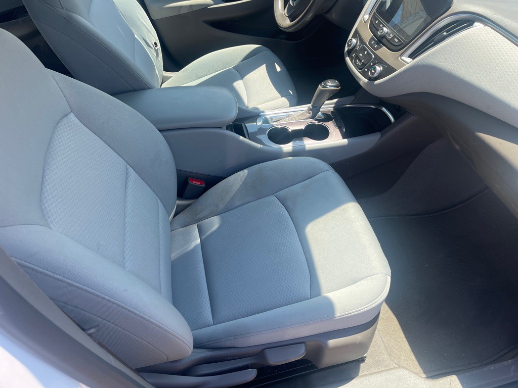 2020 Chevrolet Malibu Image 6