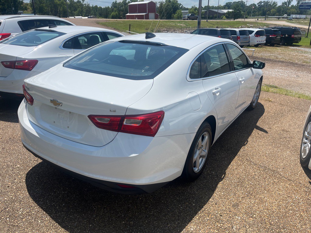 2016 Chevrolet Malibu Image 5