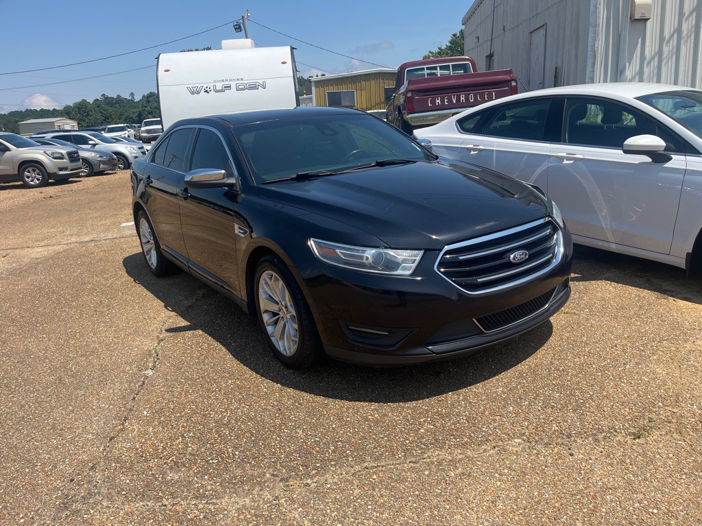 2019 Ford Taurus Image 2
