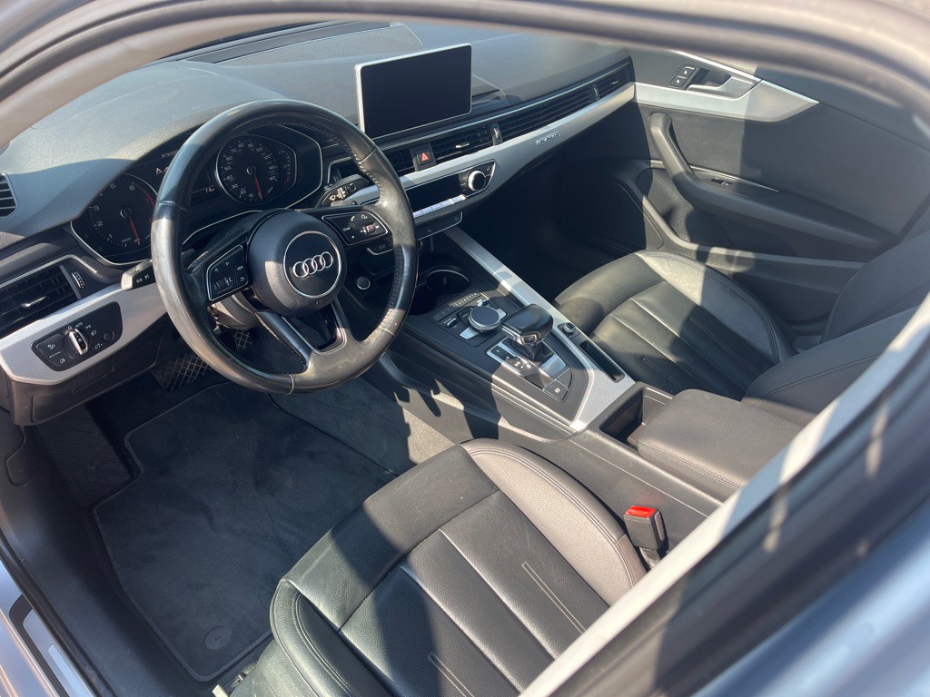 2017 Audi A4 Image 5