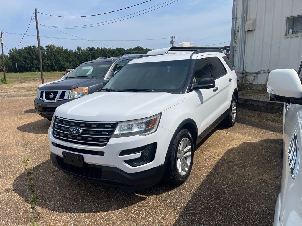 2017 Ford Explorer Image 1