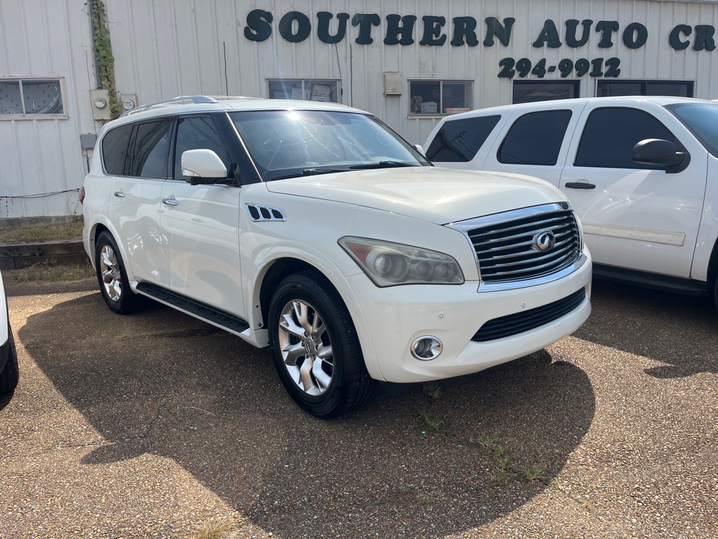 2013 INFINITI QX56 Image 2