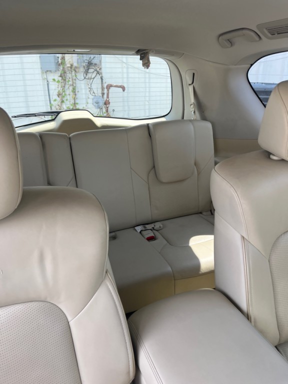 2013 INFINITI QX56 Image 6