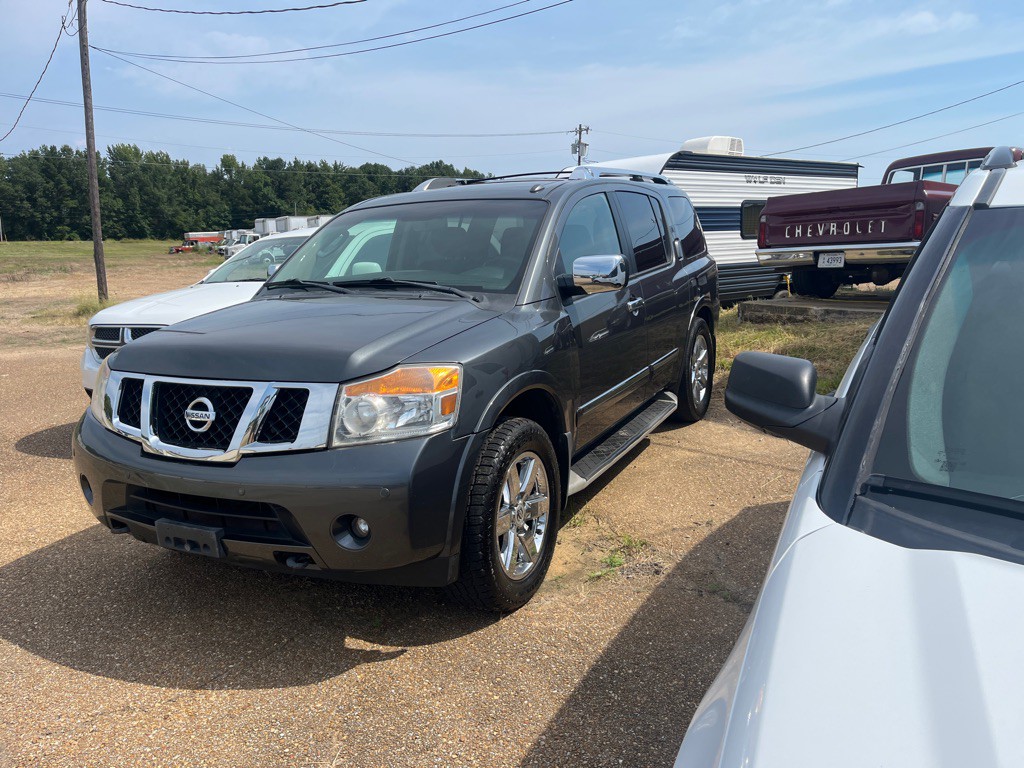 2012 Nissan Armada Image 1