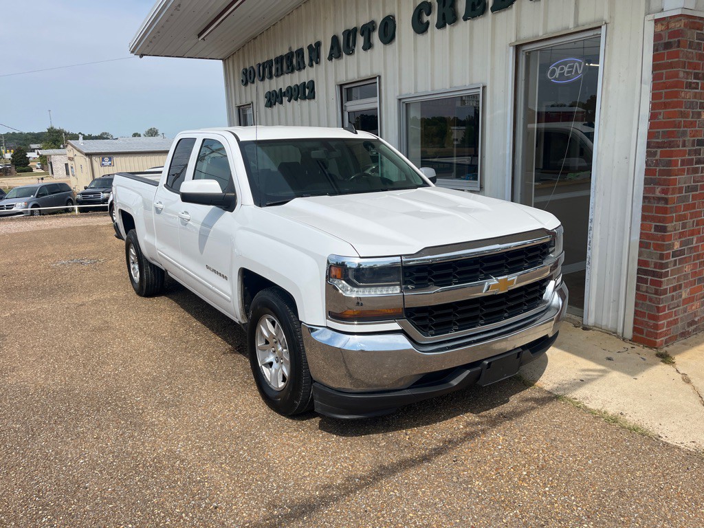 2018 Chevrolet Silverado 1500 Image 2