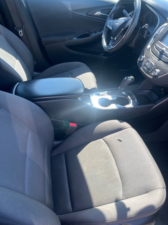 2018 Chevrolet Malibu Image 6