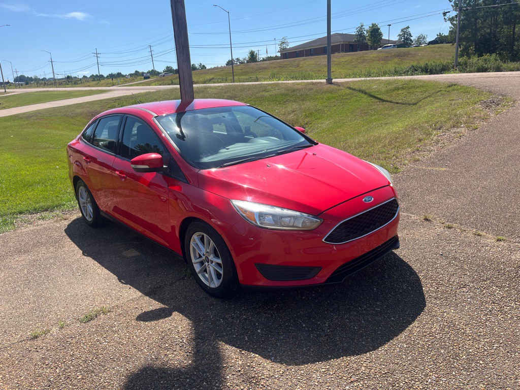 2017 Ford Focus Image 2