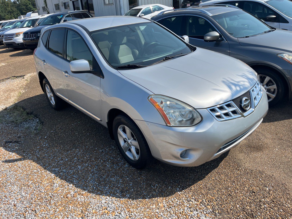 2013 Nissan Rogue Image 2