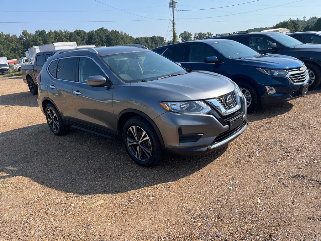 2020 Nissan Rogue Image 2
